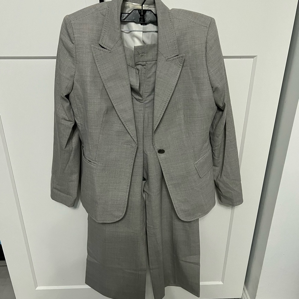 Anne Klein Suit - Size 10P